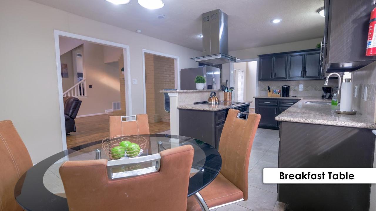 Villa Pool House, 20 Minutes From Dt 4Bdr For 10 Guests - Winkleman à Houston Extérieur photo