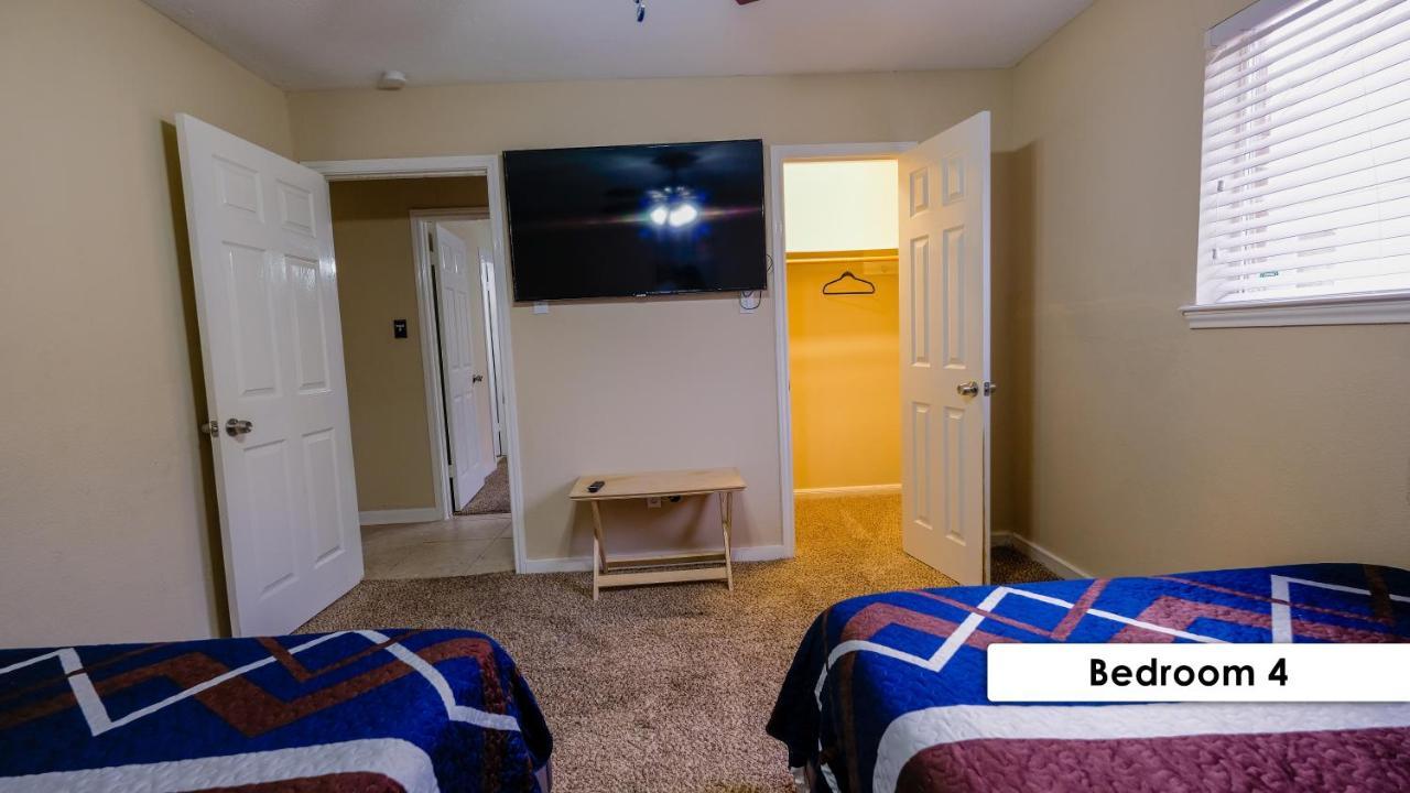 Villa Pool House, 20 Minutes From Dt 4Bdr For 10 Guests - Winkleman à Houston Extérieur photo