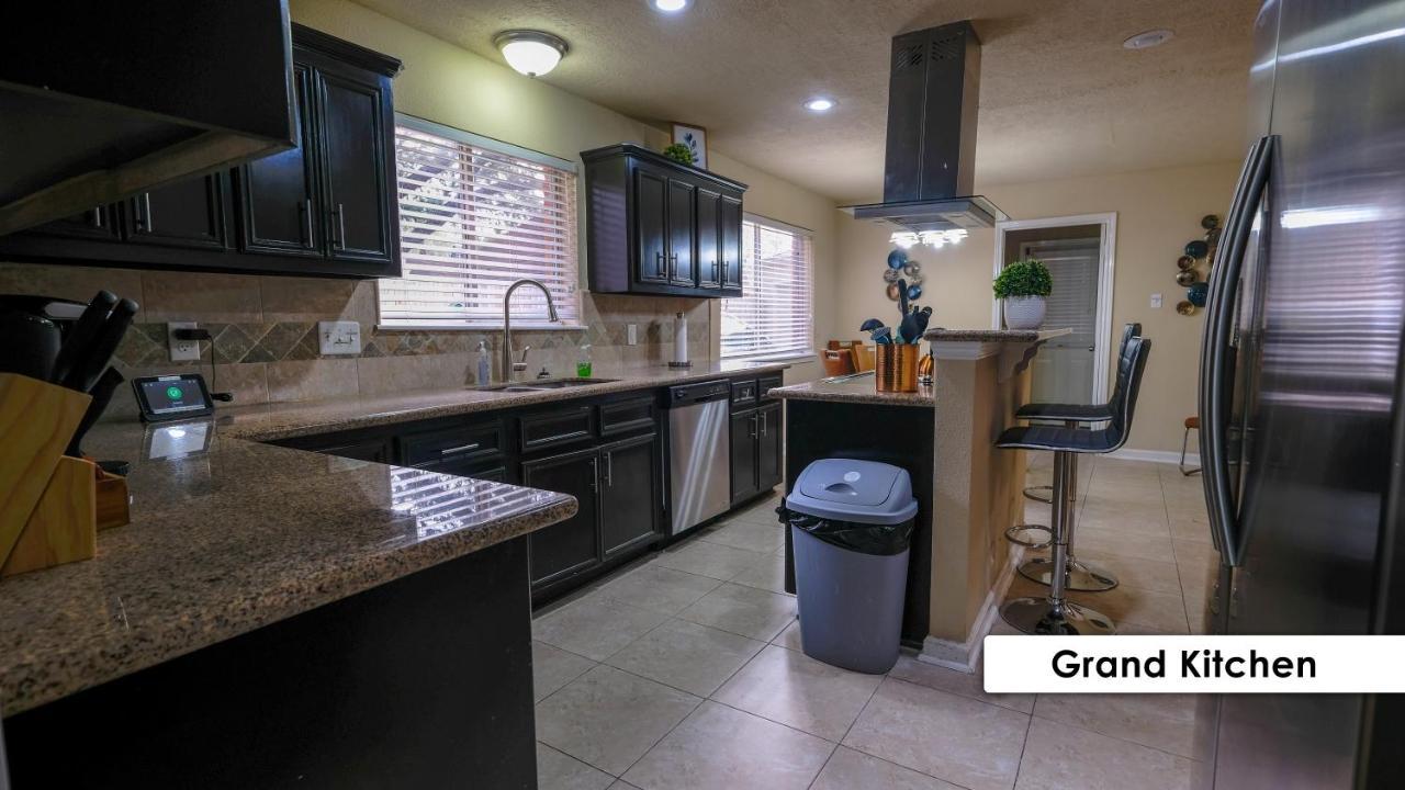Villa Pool House, 20 Minutes From Dt 4Bdr For 10 Guests - Winkleman à Houston Extérieur photo
