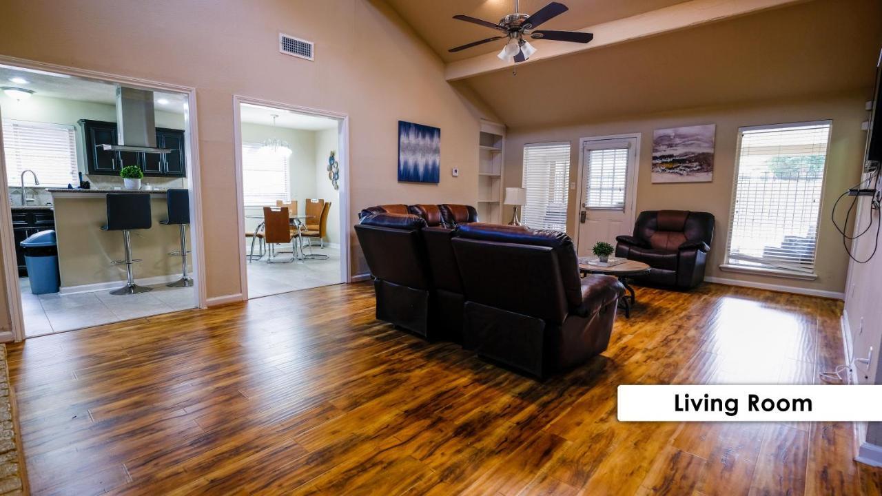 Villa Pool House, 20 Minutes From Dt 4Bdr For 10 Guests - Winkleman à Houston Extérieur photo