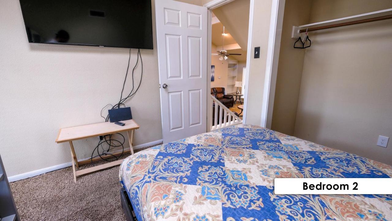 Villa Pool House, 20 Minutes From Dt 4Bdr For 10 Guests - Winkleman à Houston Extérieur photo