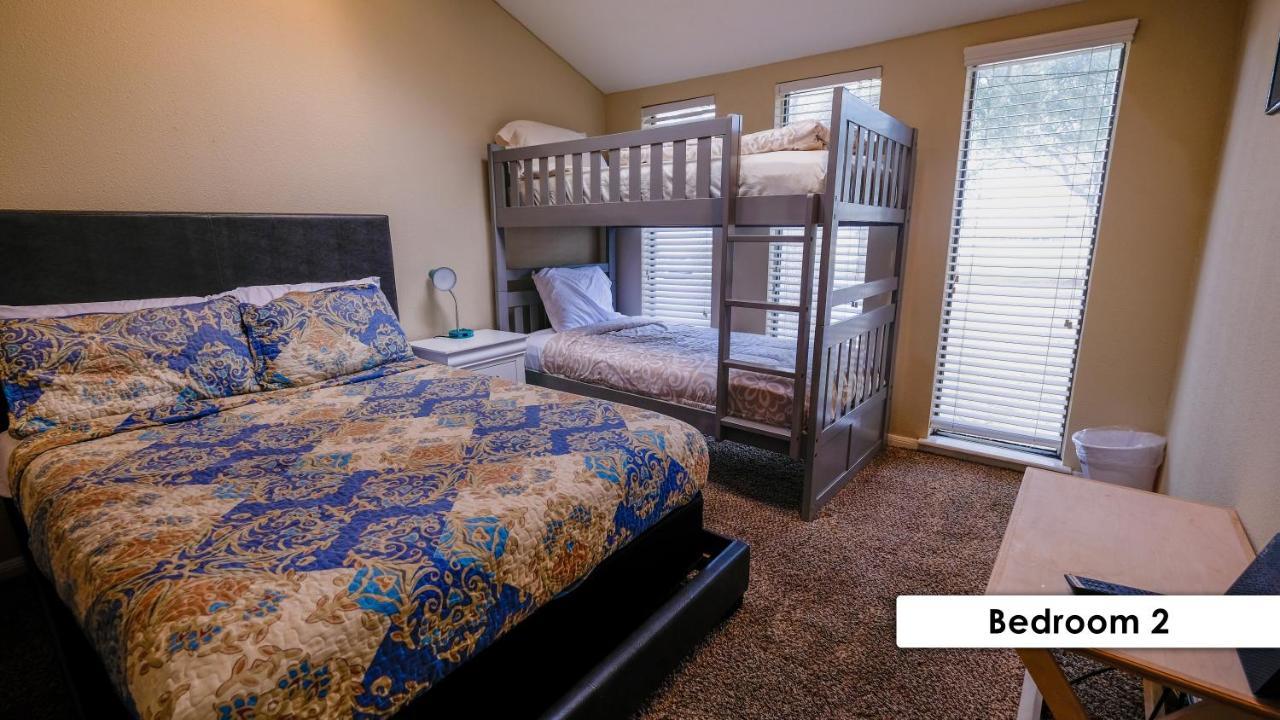 Villa Pool House, 20 Minutes From Dt 4Bdr For 10 Guests - Winkleman à Houston Extérieur photo